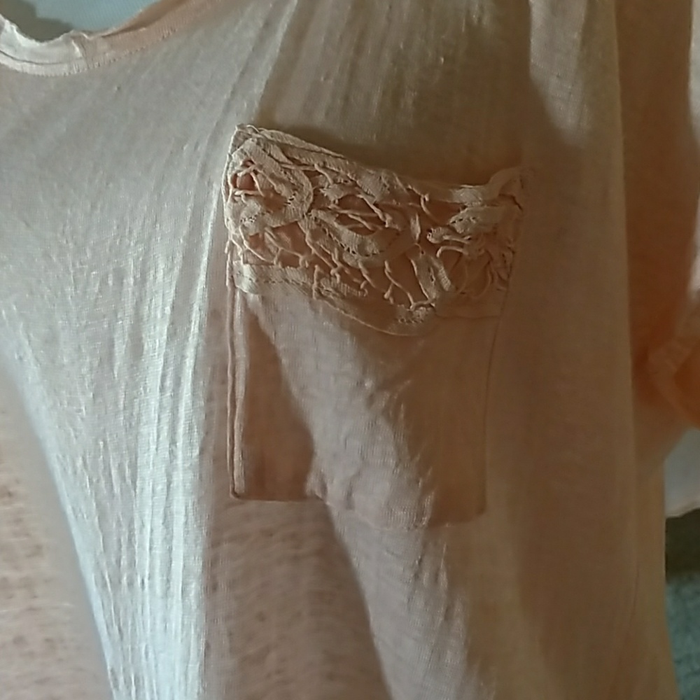 XL Peach with lace detailed blouse - Picture 3 of 5